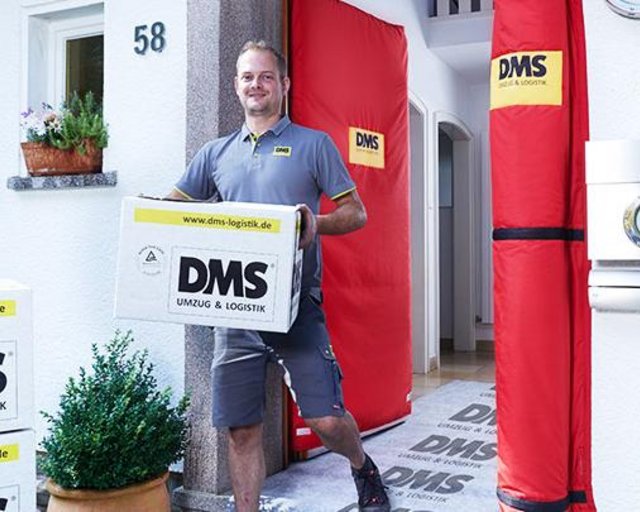  Tuerschutz_beim_Umzug.jpg