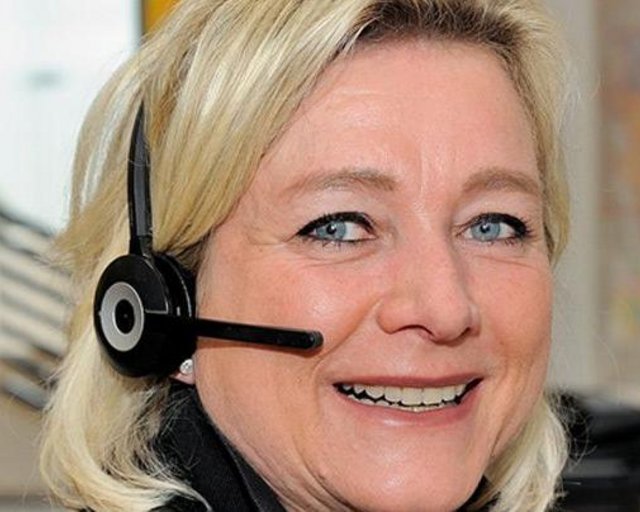  headset.jpg