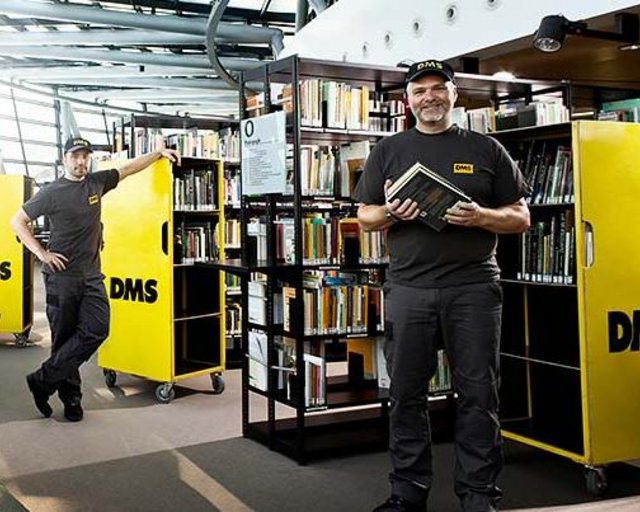  Umzug_einer_Bibliothek_.jpg